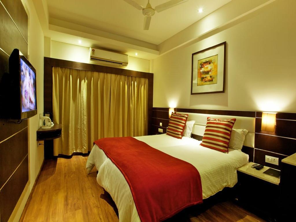 Surya Royal Hotel Kota  Exterior photo