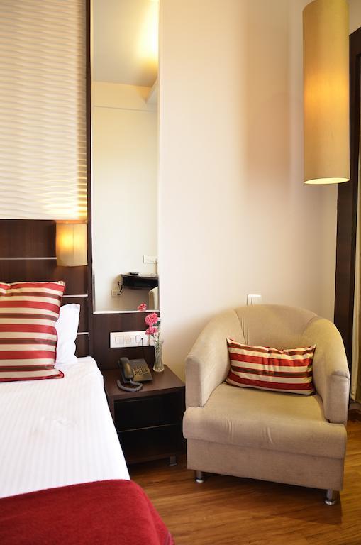 Surya Royal Hotel Kota  Exterior photo